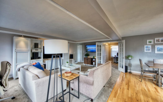 2710 Chad Dr. Eugene OR 97408