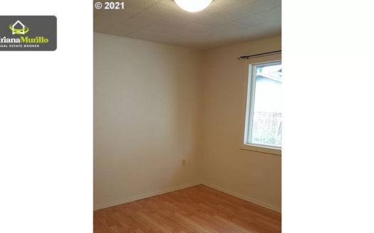 16819 SE Market St, Portland