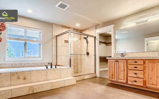 922 Goff Rd, Forest Grove