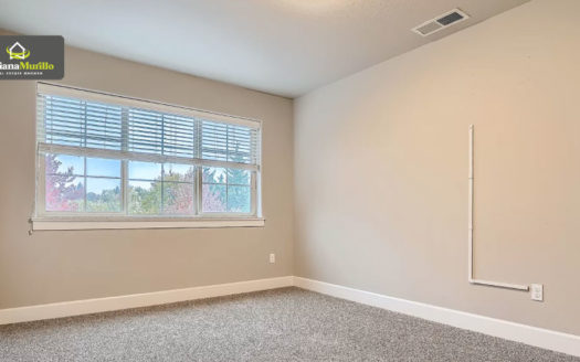 922 Goff Rd, Forest Grove