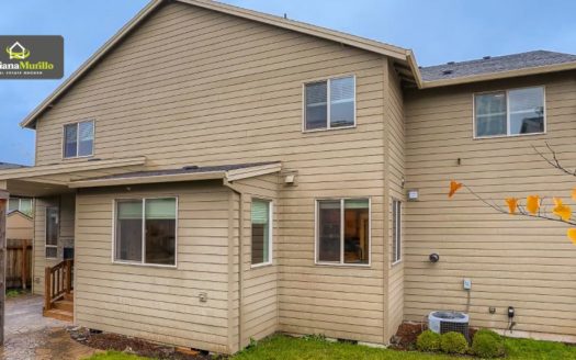 922 Goff Rd, Forest Grove