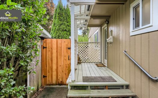 19720 SW Southview St