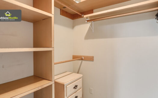 19720 SW Southview St