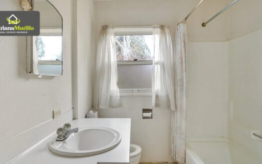 13175 SW Berthold St, Beaverton