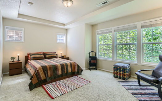 3395 SE Pepperwood Way Hillsboro OR 97123