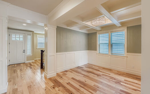 10183 NW Crossing Dr., Portland
