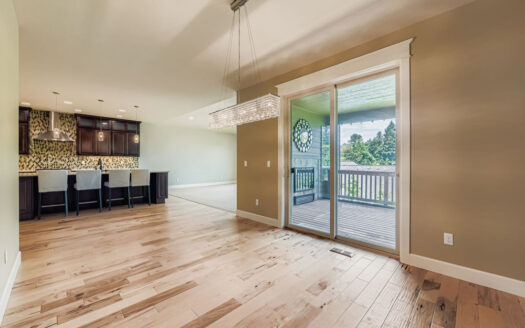 10183 NW Crossing Dr., Portland