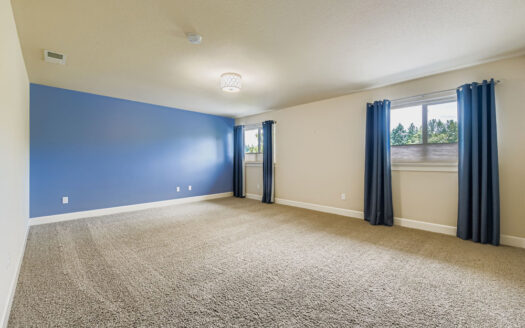 10183 NW Crossing Dr., Portland
