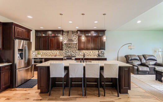 10183 NW Crossing Dr., Portland