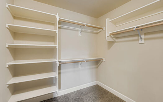 10183 NW Crossing Dr., Portland